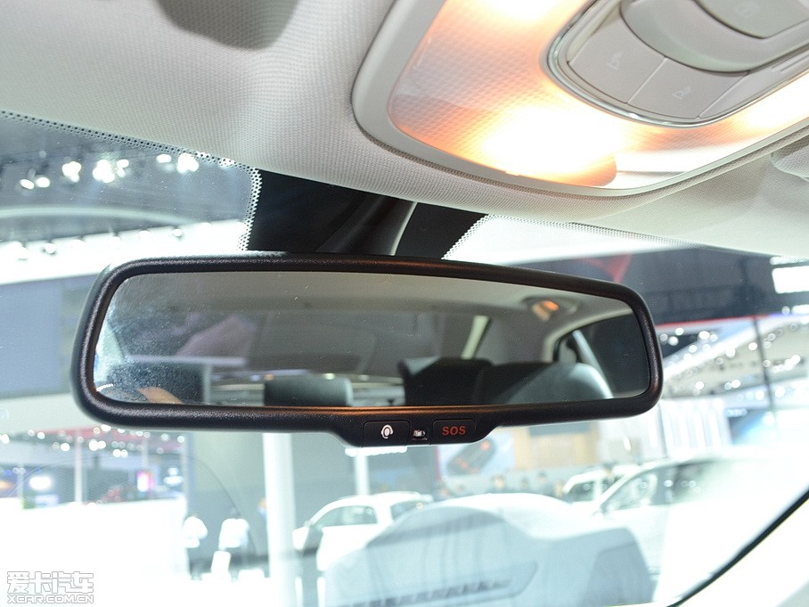 2015���CC 1.8T �ԄӾ�Ӣ��