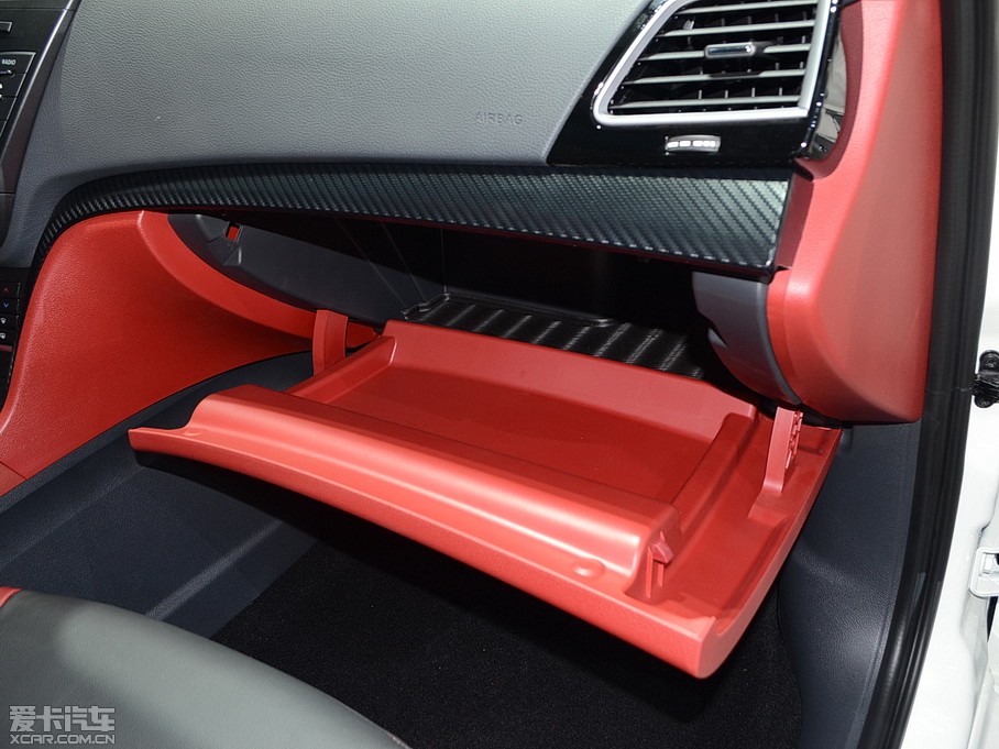 2015���CC 1.8T �ԄӾ�Ӣ��