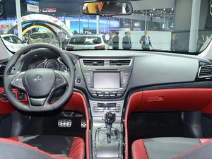 2015��1.8T �ԄӾ�Ӣ�� �Ϻ�܇չ