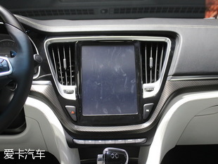 北汽紳寶2015款紳寶D80