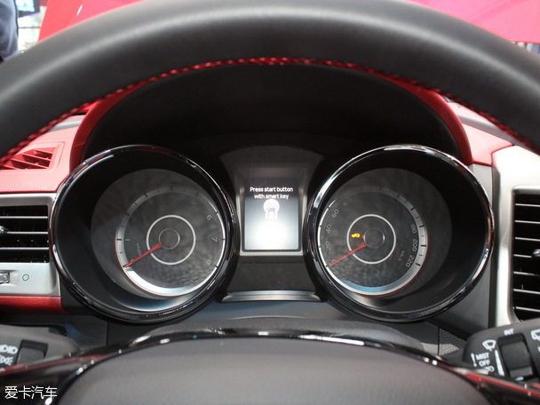 雙龍2015款蒂維拉