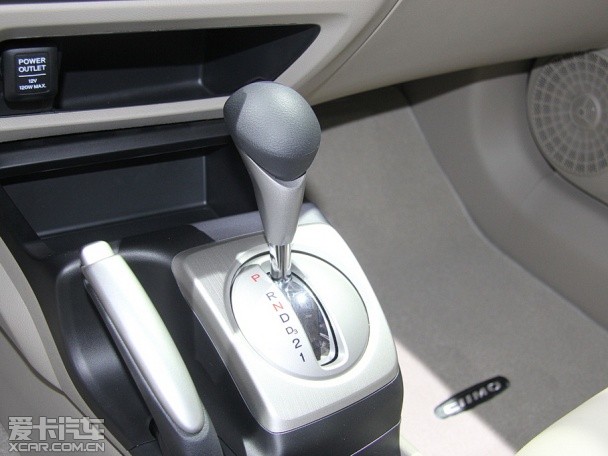 東風(fēng)本田-思銘2015款思銘