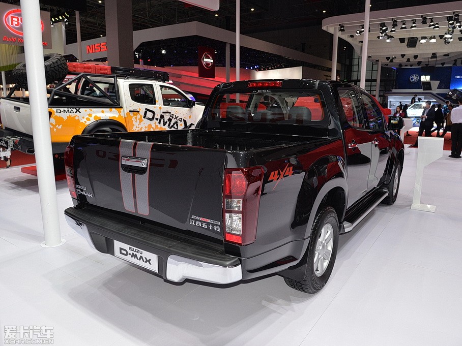 2015D-MAX 