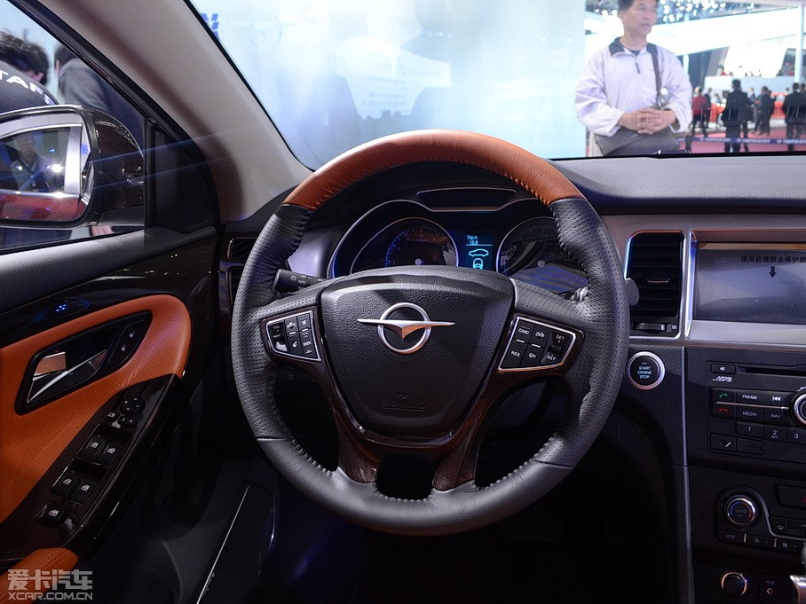 2015RM8 1.8T ԄӺA