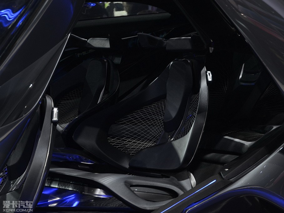 2015��ѩ���mFNR ����܇