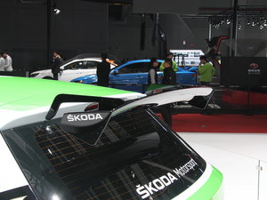 2015��J(����) �Ϻ�܇չ