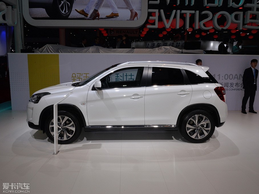 2013C4 AIRCROSS(M) 2.0L Mȡ