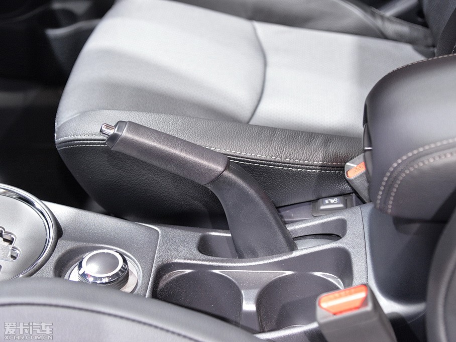 2013C4 AIRCROSS(M) 2.0L Mȡ