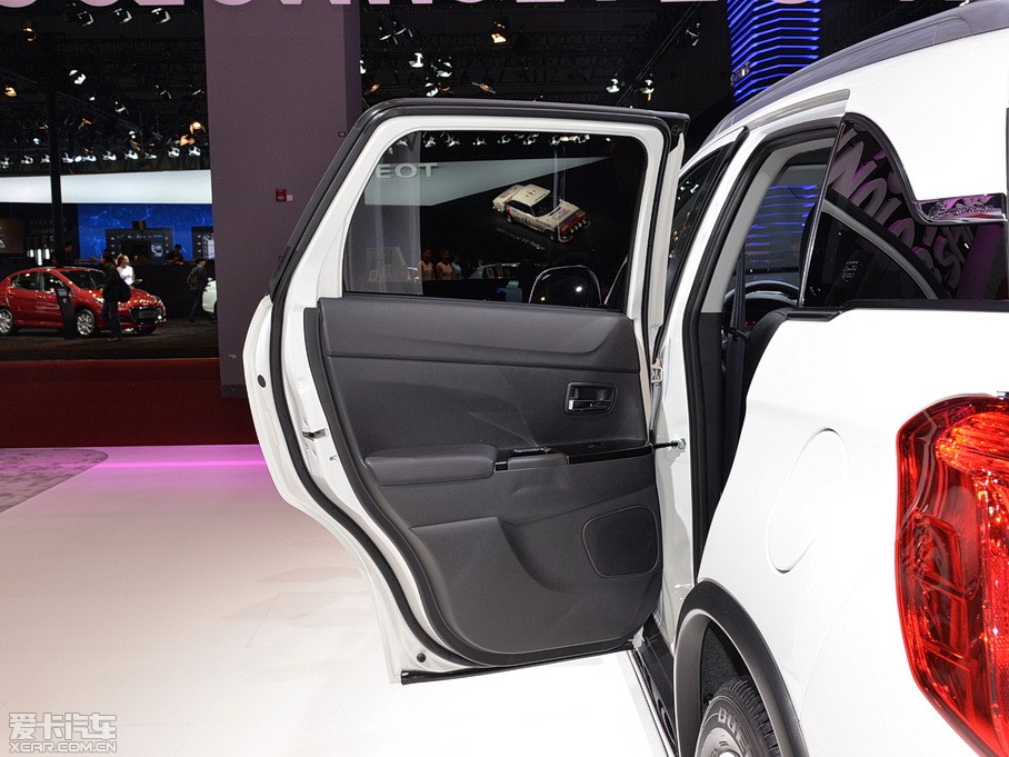 2013C4 AIRCROSS(M) 2.0L Mȡ