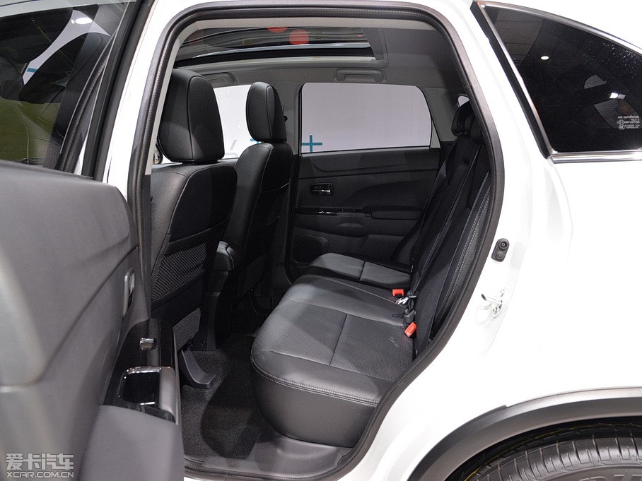 2013C4 AIRCROSS(M(jn)) 2.0L (q)M(jn)ȡ