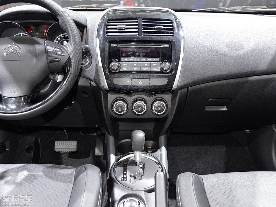 2013C4 AIRCROSS(M(jn)) 2.0L (q)M(jn)ȡ