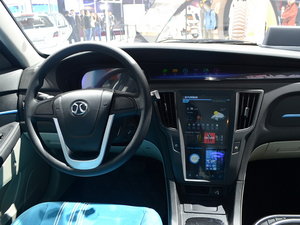 2015늄(dng)܇ Ϻ܇չ