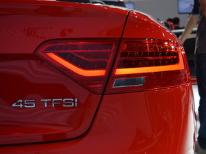 2016��?yu��n)W��A5 Cabriolet �Ϻ�܇չ