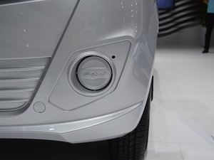 2015款佳宝V77 上海车展
