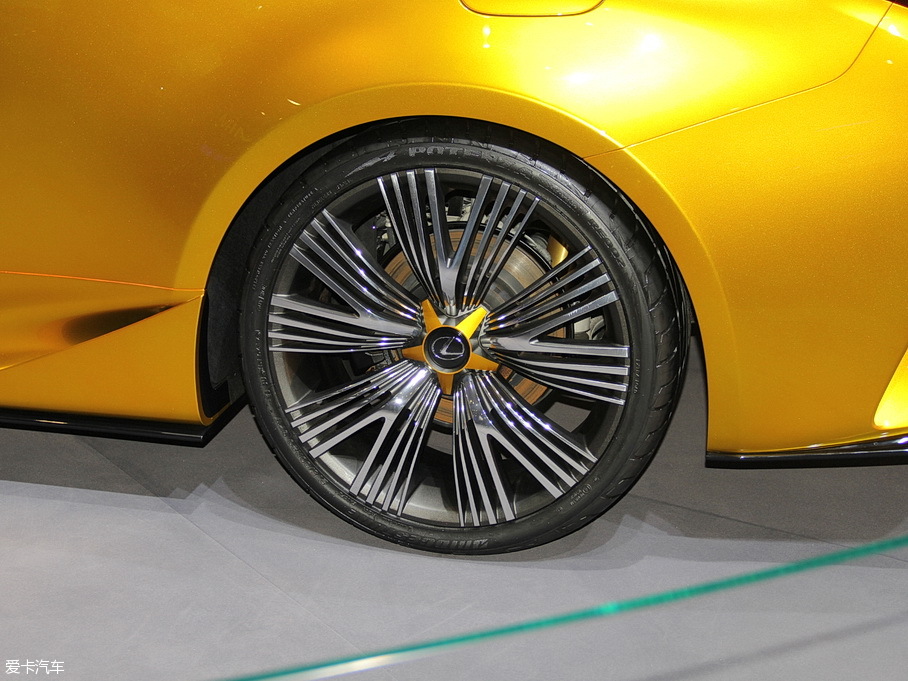 2015���׿��_˹LF-C2 