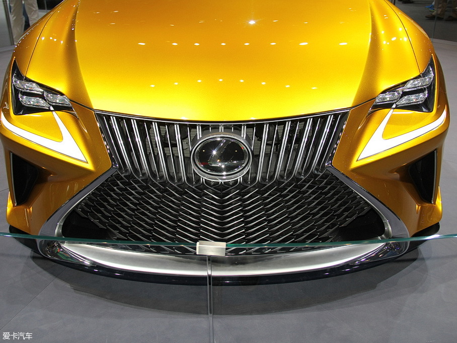 2015���׿��_˹LF-C2 