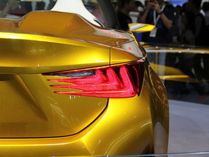 2015���׿��_˹LF-C2 �Ϻ�܇չ