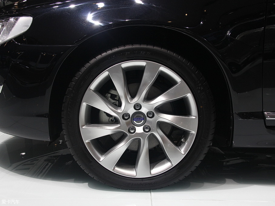 2015���֠���S80L 