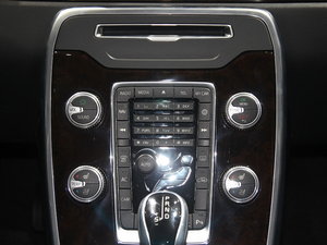 2015���֠���S80L �Ϻ�܇չ