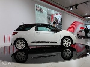 2012DS 3 w^