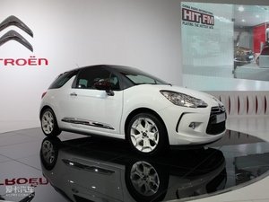 2012DS 3 w^
