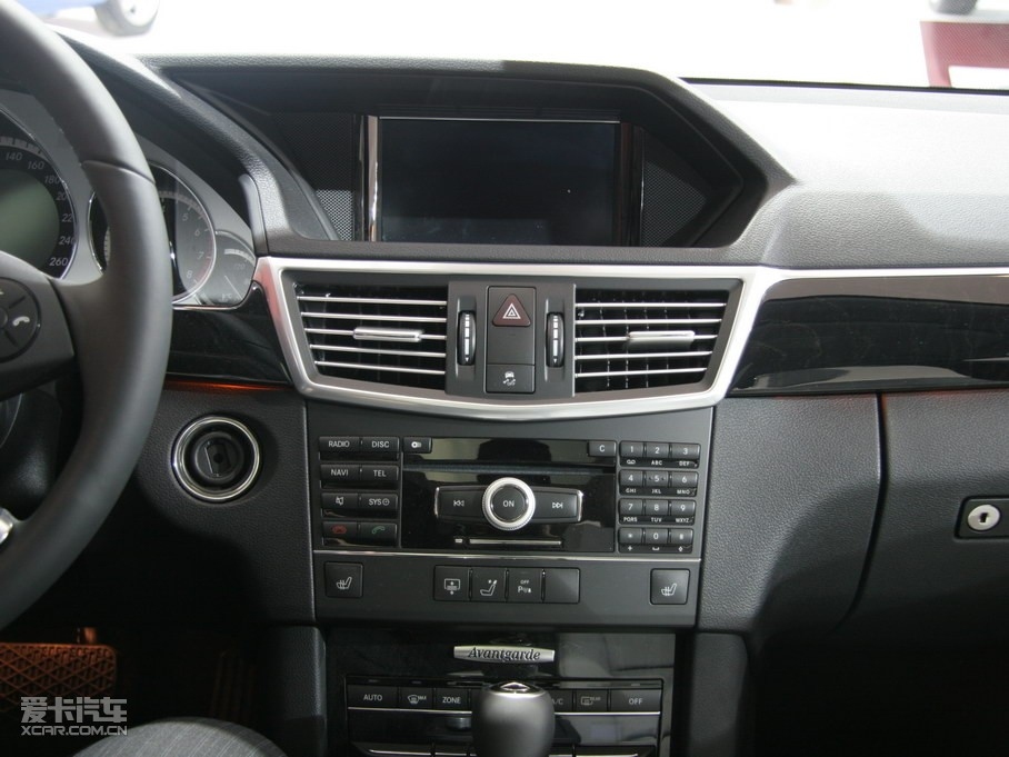 2010YE E 300L rа