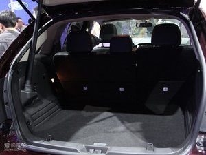 2010款3.5L 行李厢空间