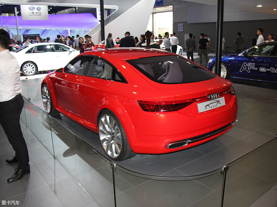 2016?yun)WTT Sportback 