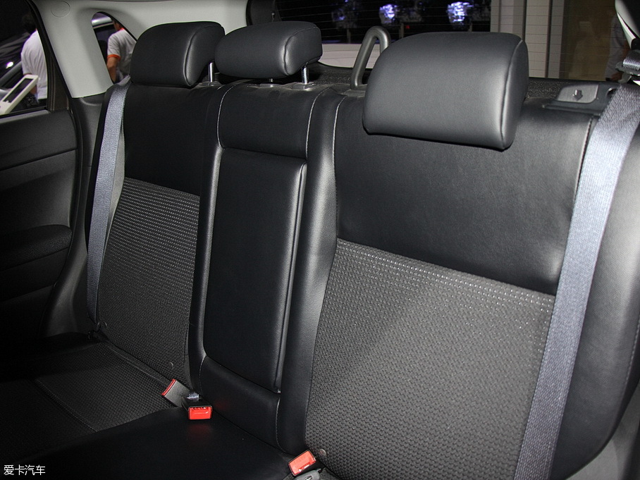 2013��C4 AIRCROSS(�M��) 