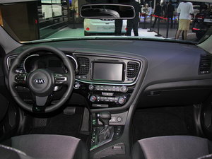 2016K5 Hybrid(M(jn)) Ϻ܇(ch)չ