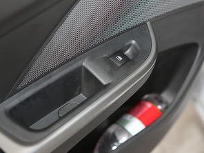 樂風RV2015廣州車展靜評