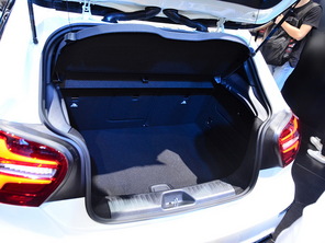 奔馳AMG2016款奔馳A級AMG