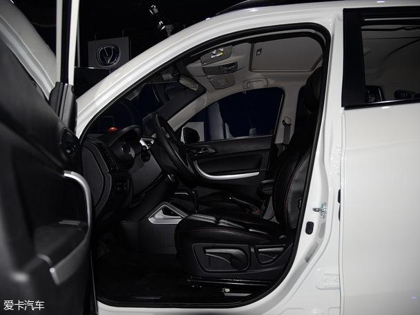 長安乘用車2015款長安CS35