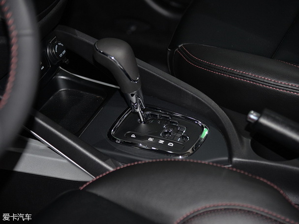 長安乘用車2015款長安CS35