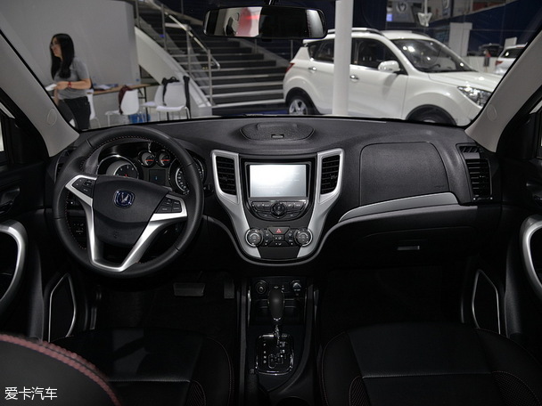 長安乘用車2015款長安CS35