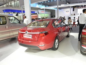 2013�����AH330 �Ϻ�܇չ