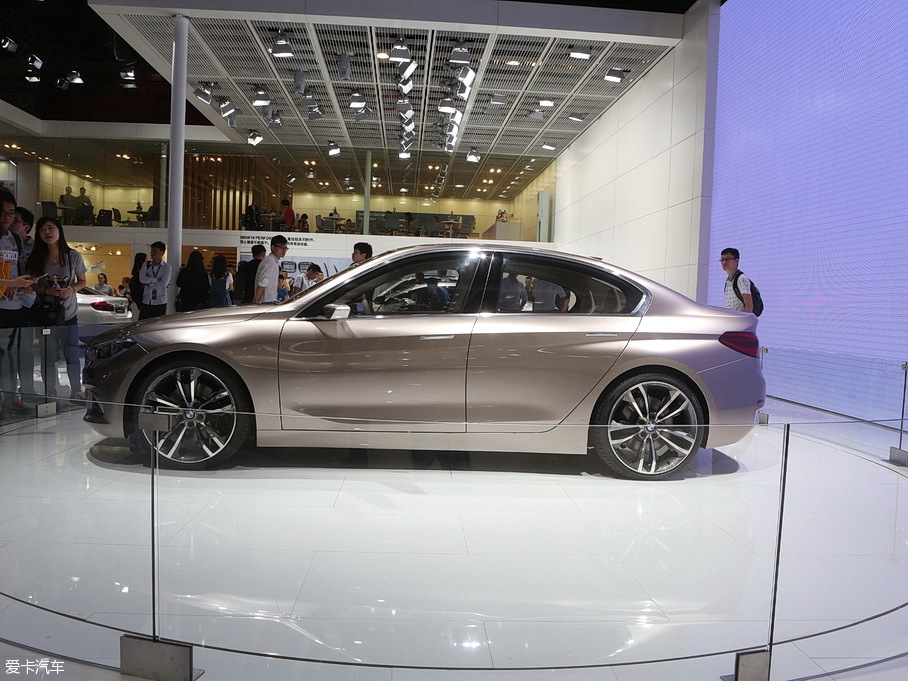 2016Concept Sedan 