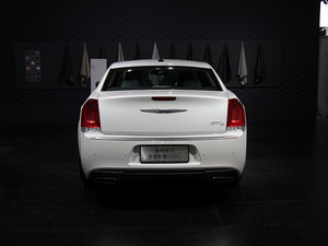 2016款克莱斯勒300C(进口) 上海车展