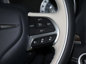 2016款克莱斯勒300C(进口) 上海车展