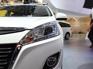 6 SUV