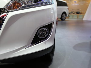 6 SUV