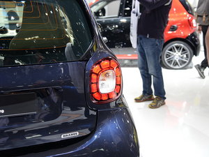 Ͳ˹ smart fortwo
