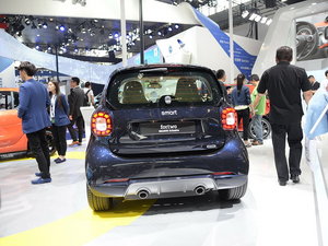 Ͳ˹ smart fortwo