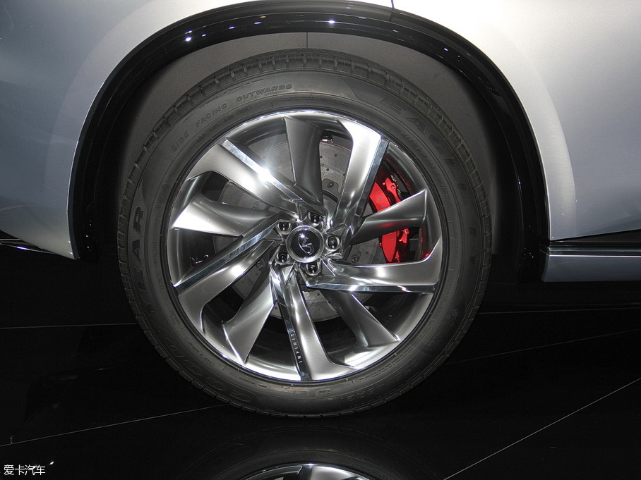 2016QX Sport Inspiration 