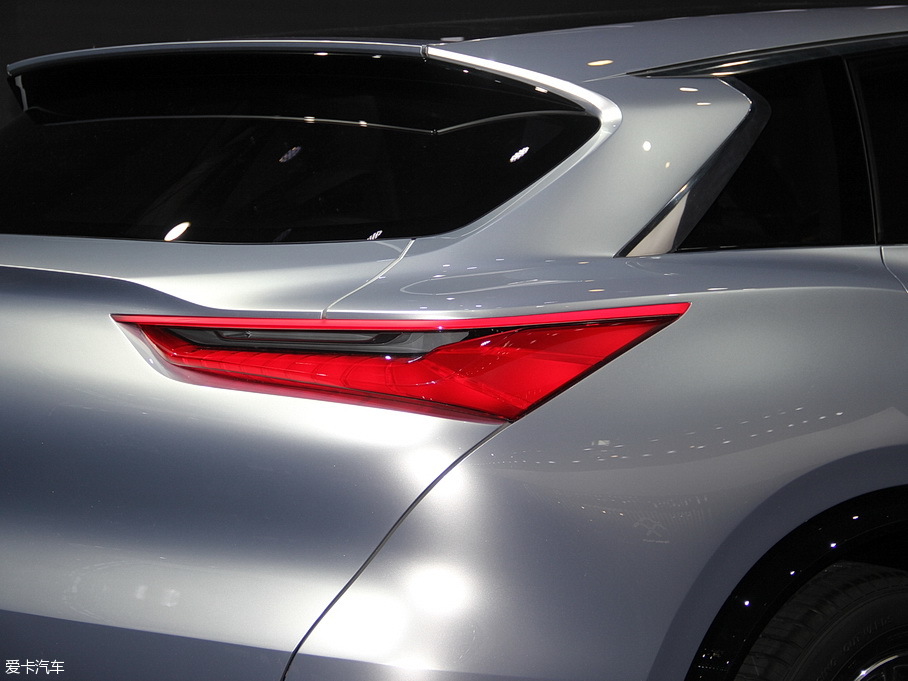 2016QX Sport Inspiration 