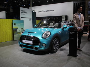MINI CABRIO