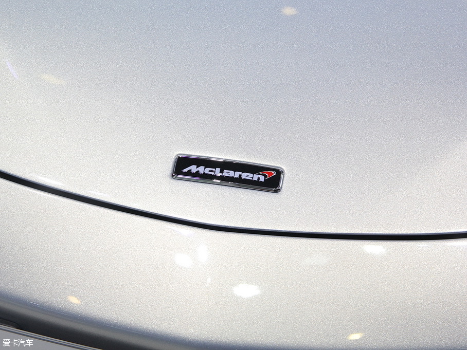 2016���~�P��570GT 