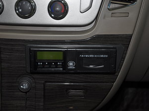 2016ͨMAXUS V80 Ϻ܇չ