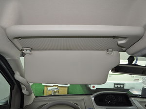 2016ͨMAXUS V80 Ϻ܇չ