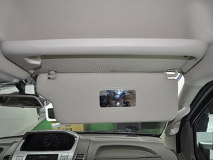 2016ͨMAXUS V80 Ϻ܇չ